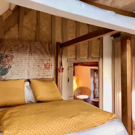 La Maison Sur Les Remparts Couette-café Domfront (Orne)